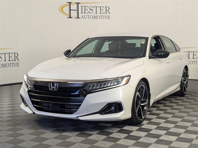 Used 2022 Honda Accord Sport image 4