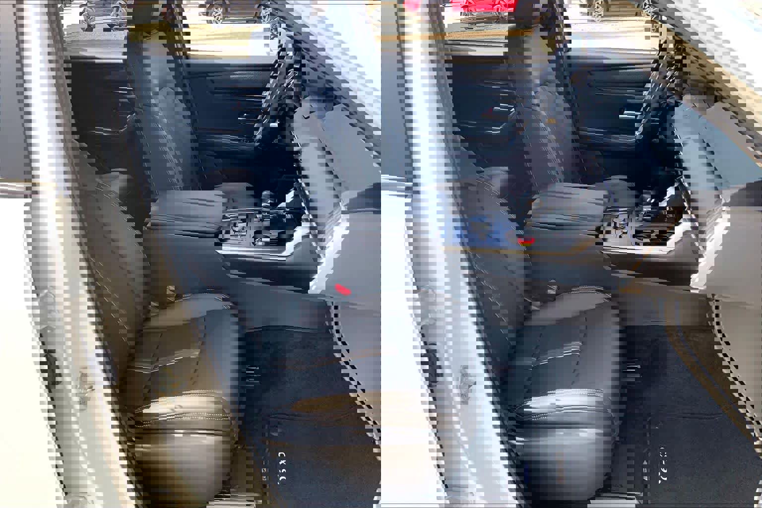 Used 2025 MAZDA CX-90 3.3 Turbo w/ Select Package image 9