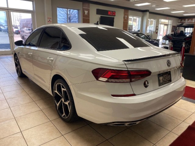 Used 2020 Volkswagen Passat 2.0T R-Line image 5