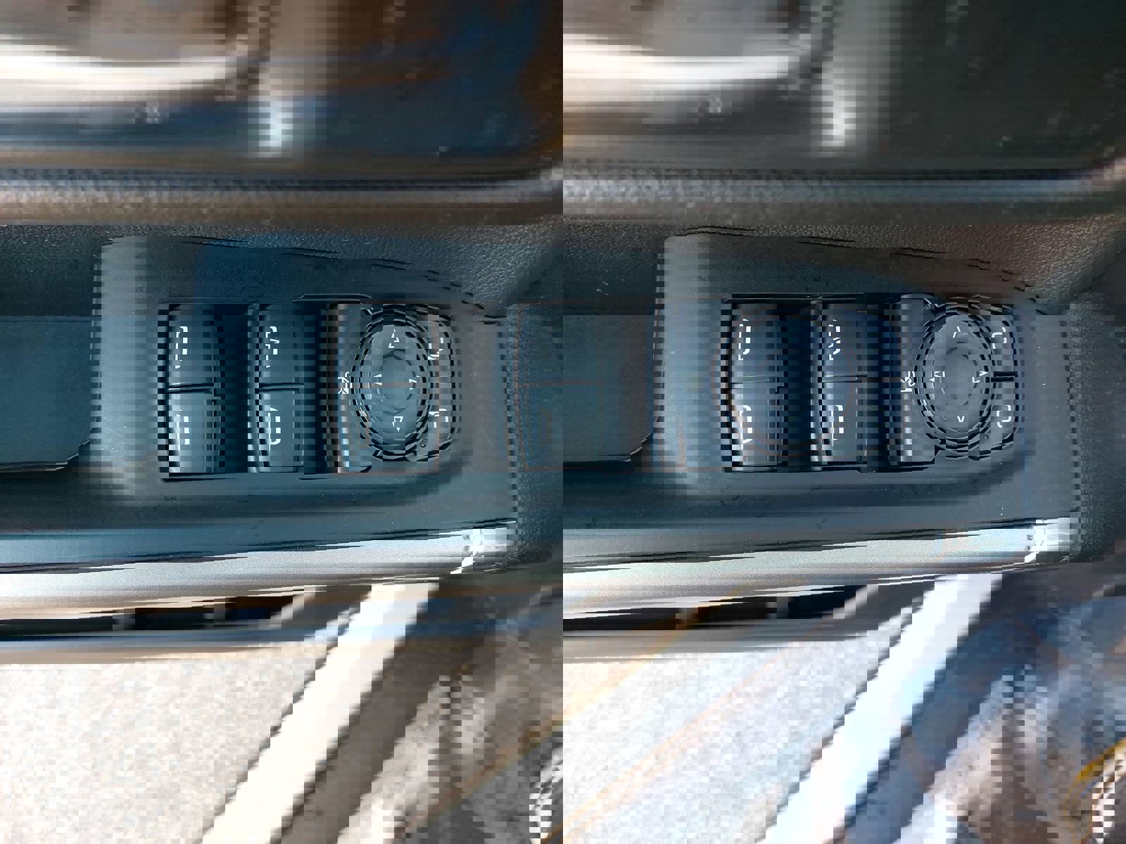 Used 2019 Chevrolet Silverado 1500 LT Trail Boss image 28