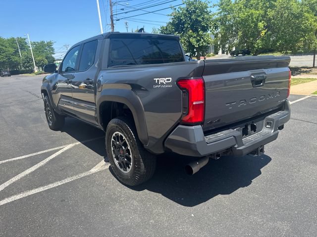 Used 2026 Toyota Tacoma TRD Off-Road AWD/4WD image 5