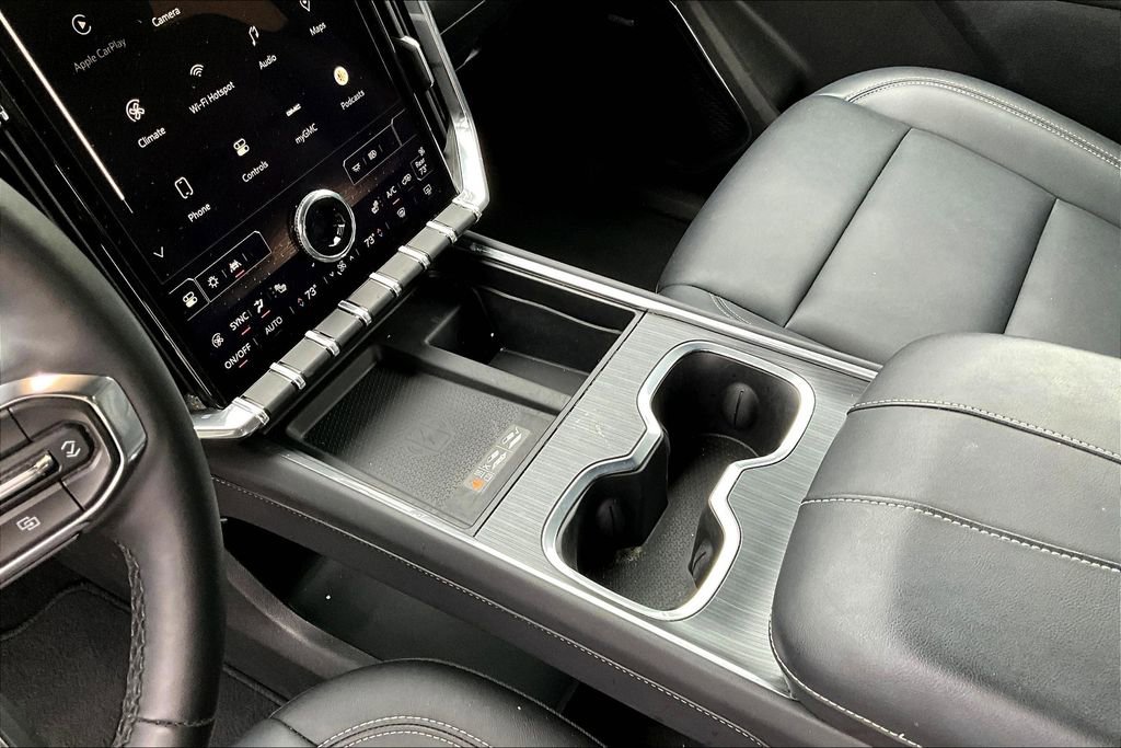 Used 2024 GMC Acadia Elevation image 17