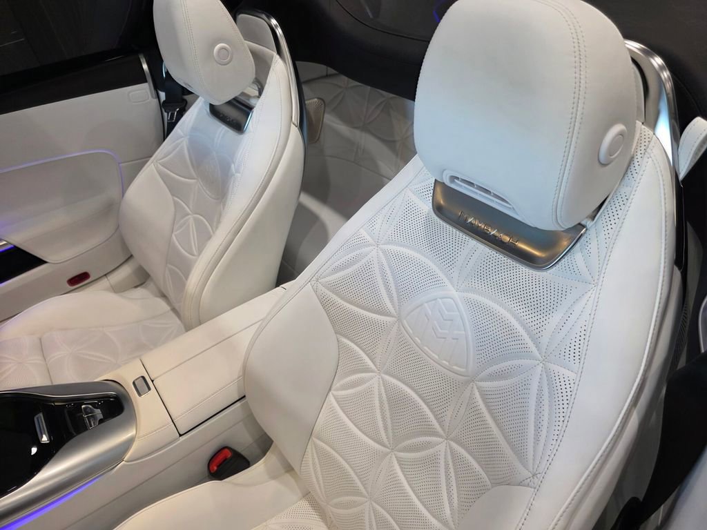 Certified 2026 Mercedes-Benz Maybach SL 680 image 9