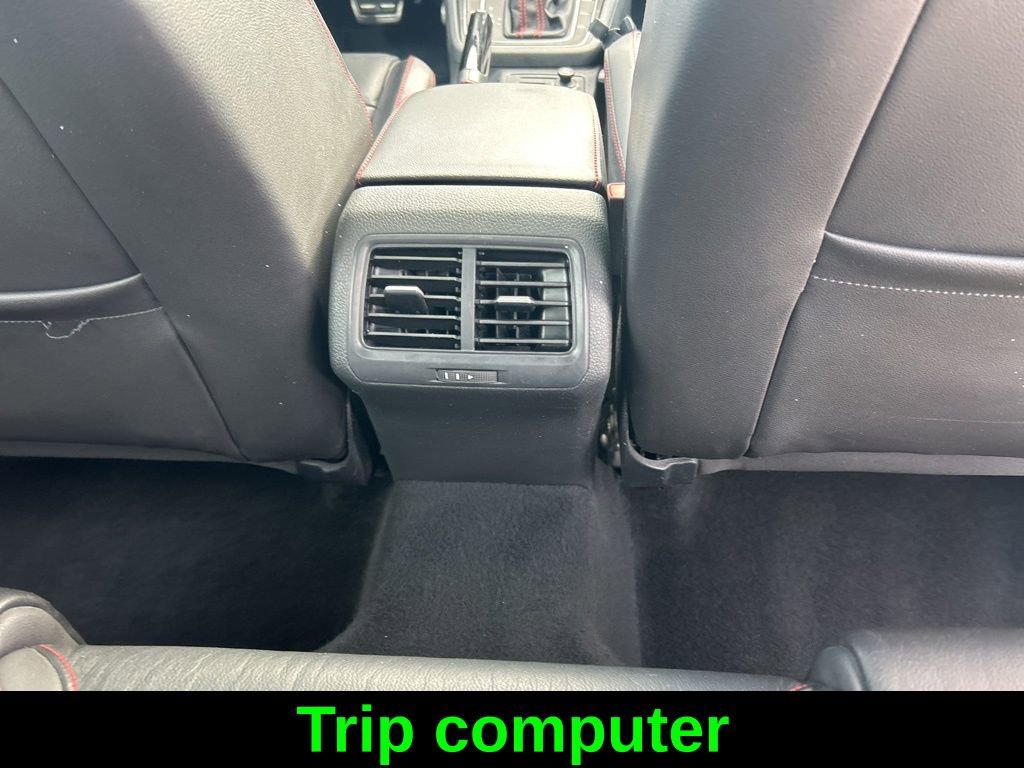 Used 2015 Volkswagen Golf 4-Door image 28