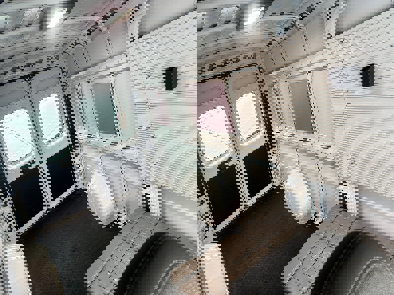 Used 2024 RAM ProMaster 3500 w/ Convenience Group image 28