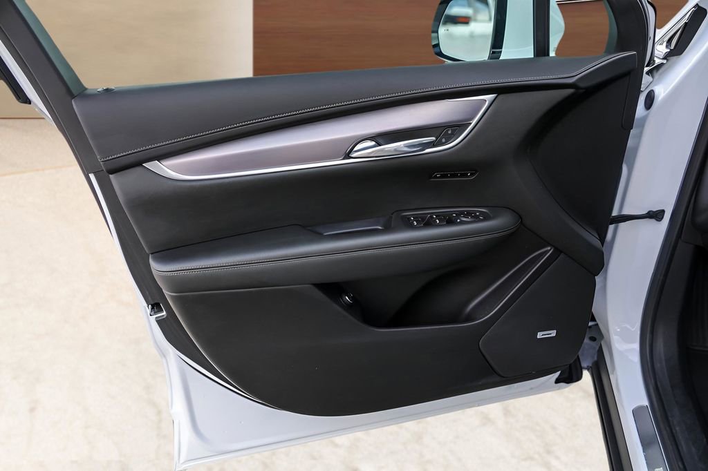 Certified 2022 Cadillac XT6 Luxury image 24