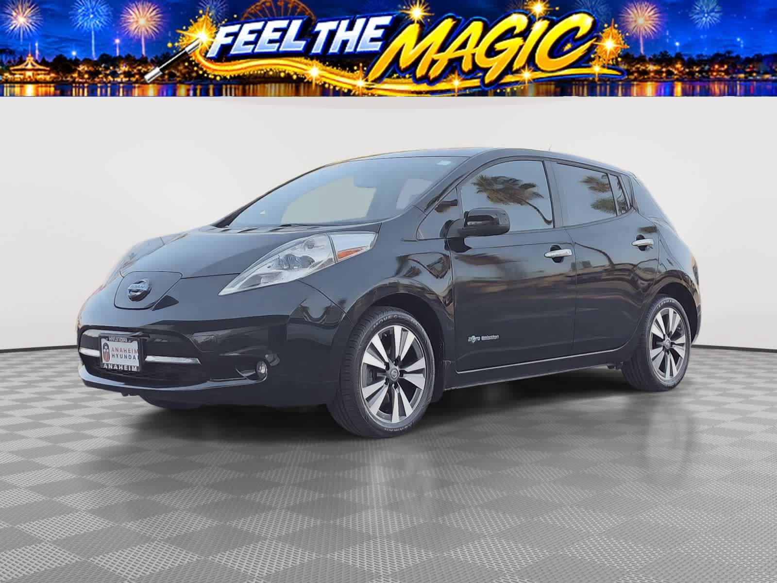 Used 2017 Nissan Leaf SL w/ Premium Package FWD image 1