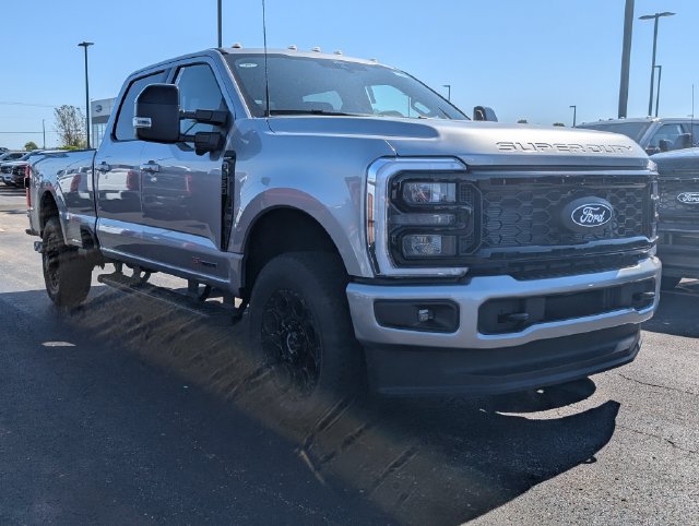New 2027 Ford F350 Lariat w/ Black Appearance Package
