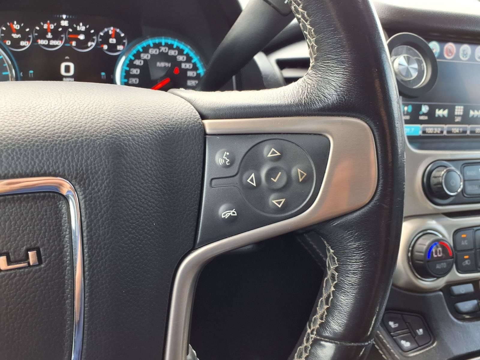 Used 2018 GMC Yukon XL Denali w/ Denali Ultimate Package RWD image 24