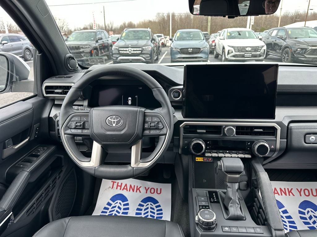 Used 2025 Toyota 4Runner Limited w/ Tow Technology Package image 17