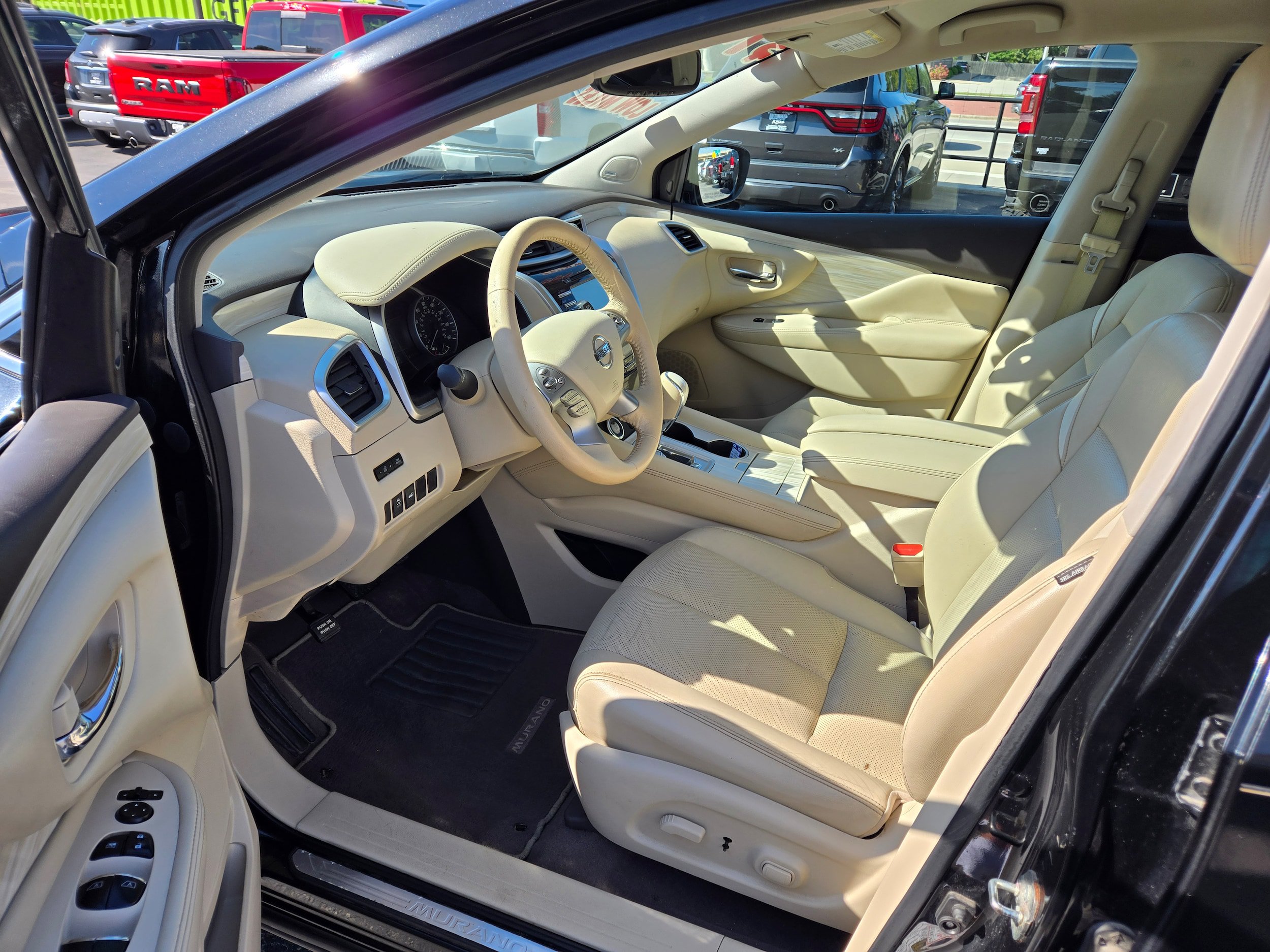 Used 2016 Nissan Murano SL w/ Cargo Package AWD/4WD image 3