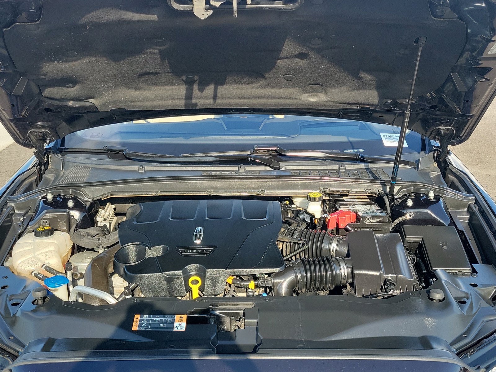 Used 2019 Lincoln Continental Reserve FWD image 32