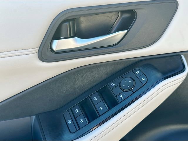 New 2026 Nissan Rogue SV w/ SV Premium Package image 6