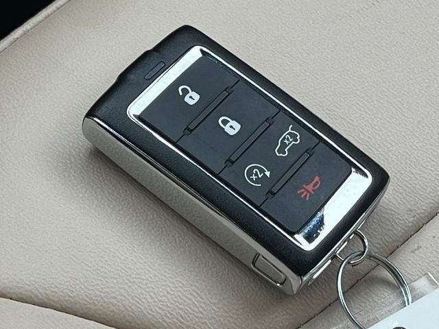 Certified 2023 Jeep Grand Cherokee Limited image 35