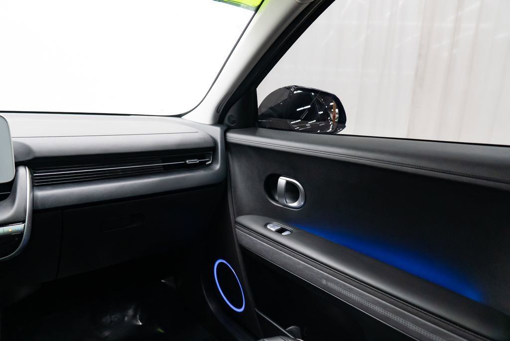 Used 2024 Hyundai Ioniq 5 Limited image 11