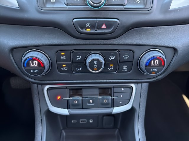 Used 2022 GMC Terrain SLE w/ Driver Convenience Package FWD image 14