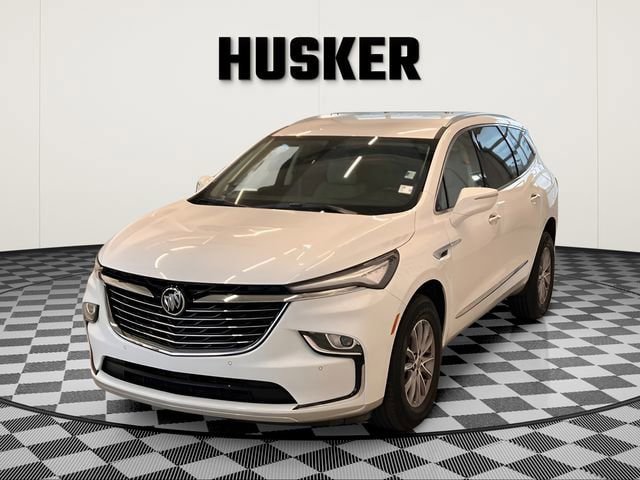 Used 2023 Buick Enclave Essence w/ Trailering Package, 5000 lbs. AWD/4WD image 6