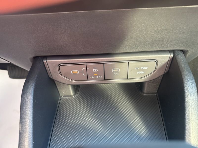 New 2025 Kia K4 LXS image 34