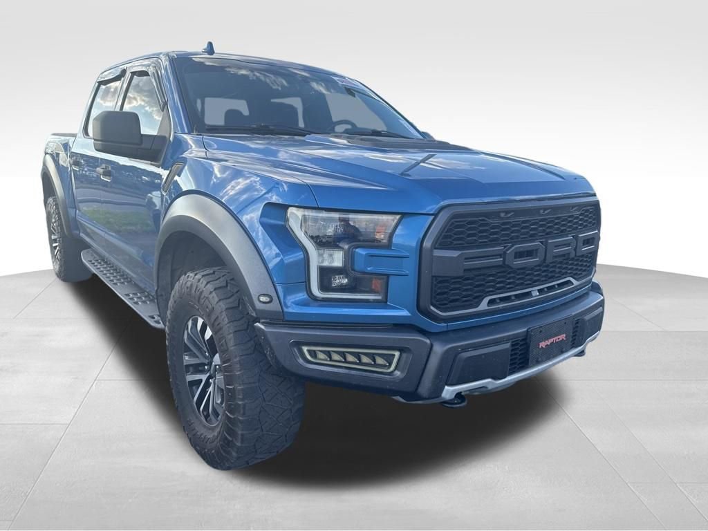 Used 2019 Ford F150 Raptor w/ Equipment Group 801A Mid image 4