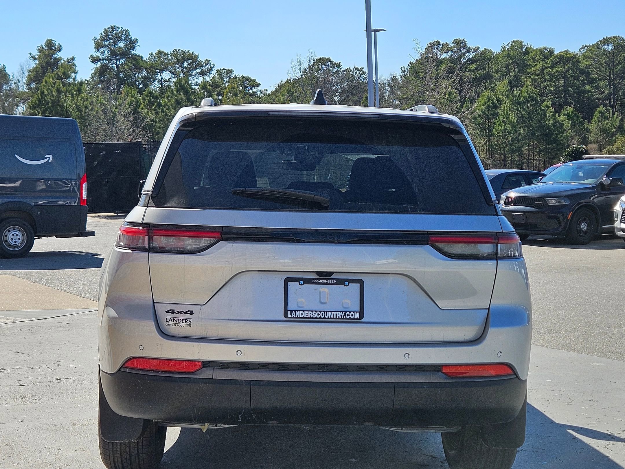 New 2026 Jeep Grand Cherokee Altitude image 6