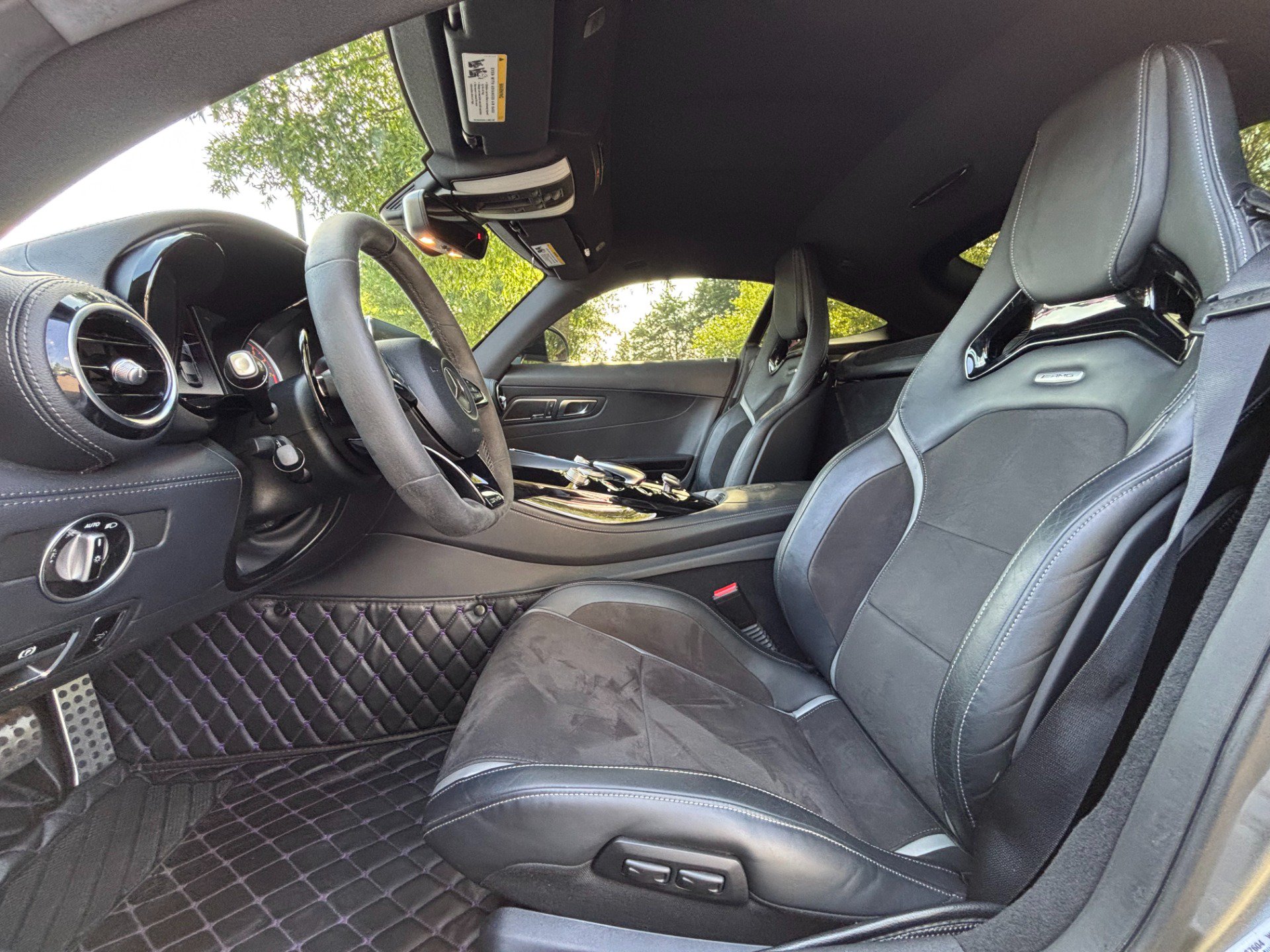Used 2018 Mercedes-Benz AMG GT R image 9