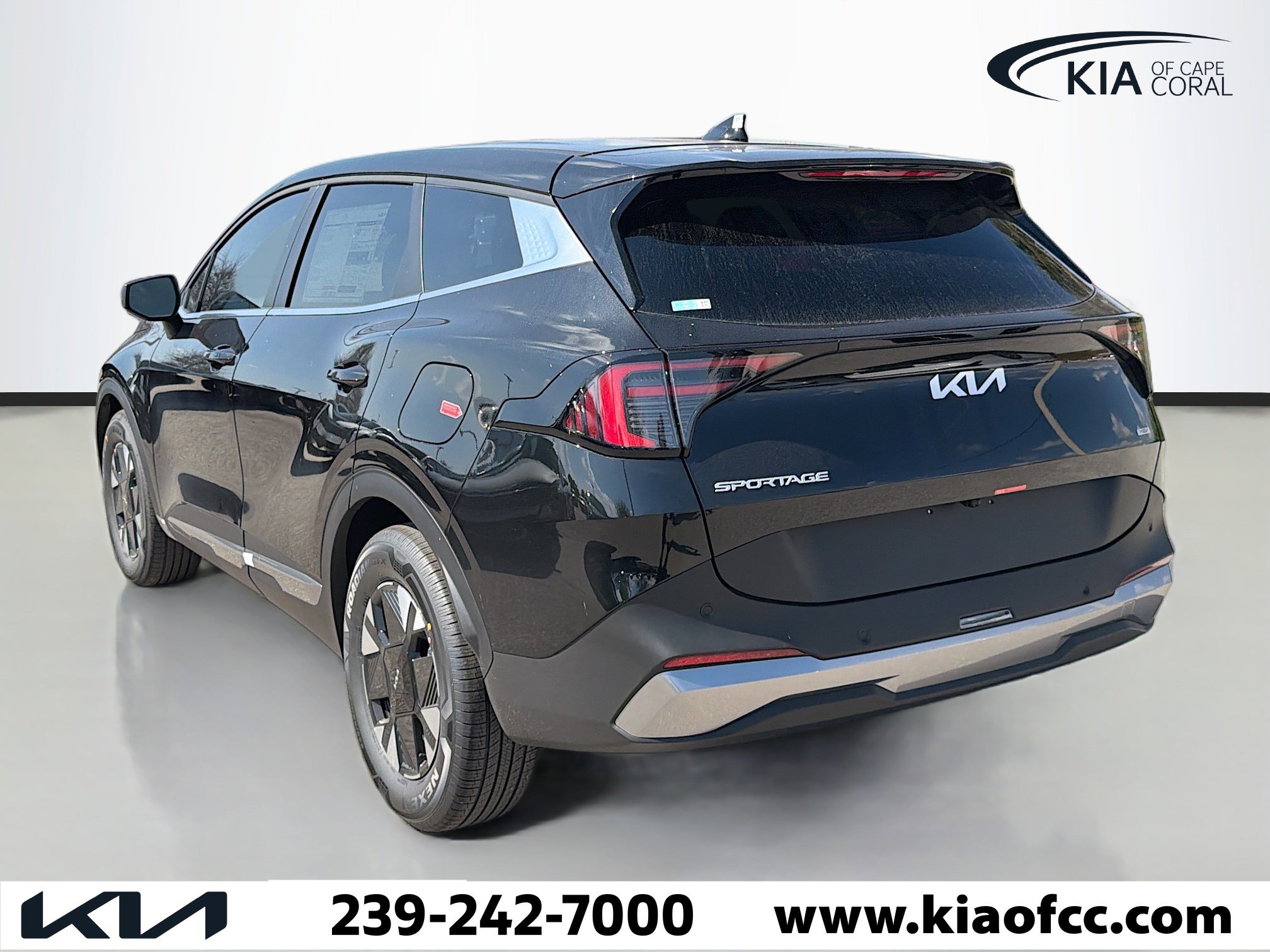New 2026 Kia Sportage LX FWD image 3