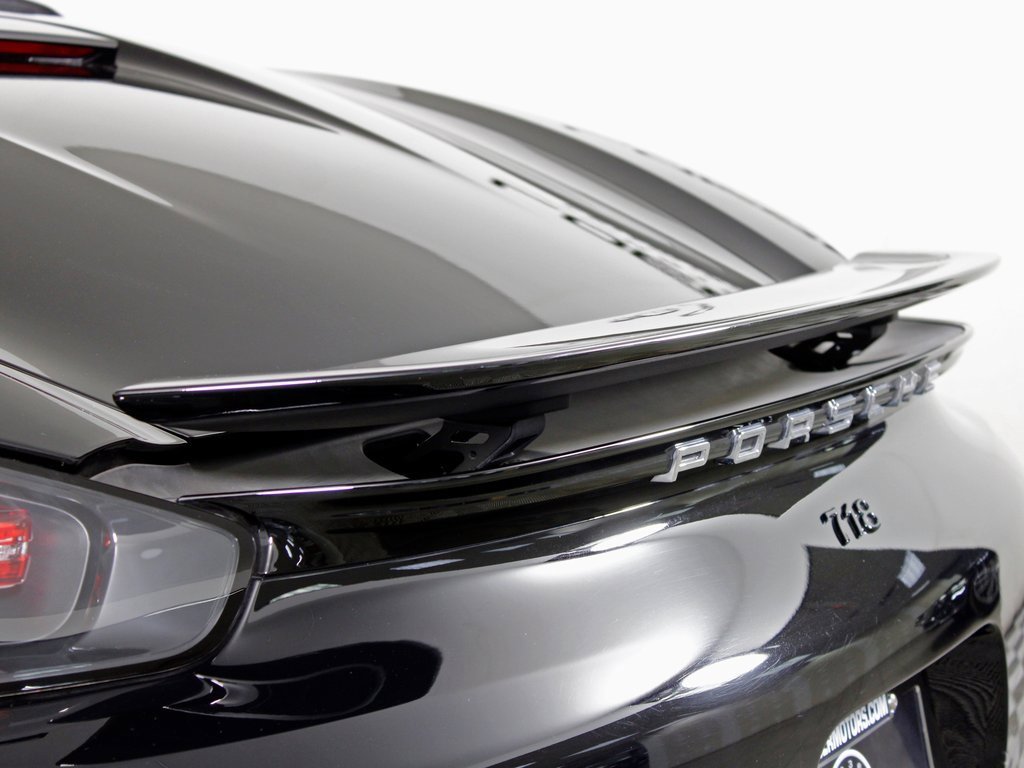 Used 2021 Porsche 718 Boxster S image 19