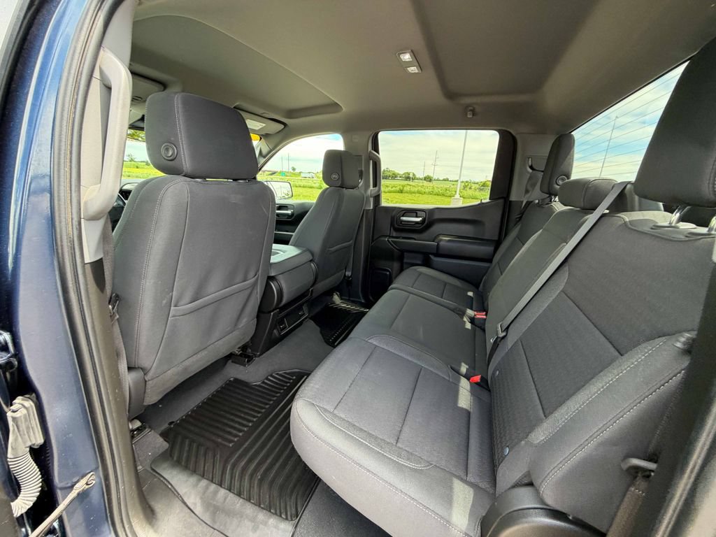 Used 2023 Chevrolet Silverado 1500 Custom AWD/4WD image 18