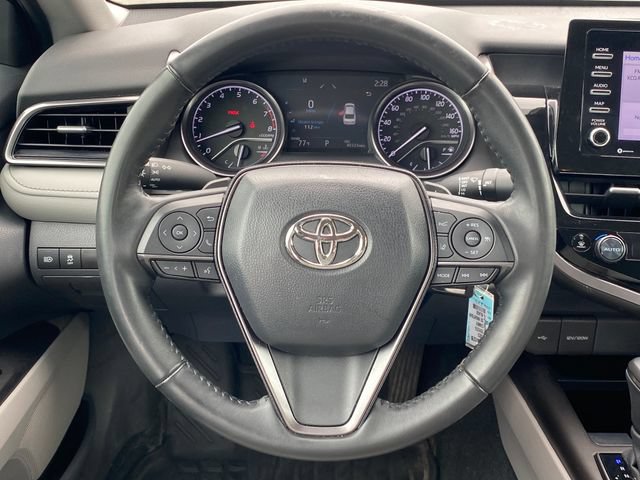 Used 2023 Toyota Camry SE AWD/4WD image 8