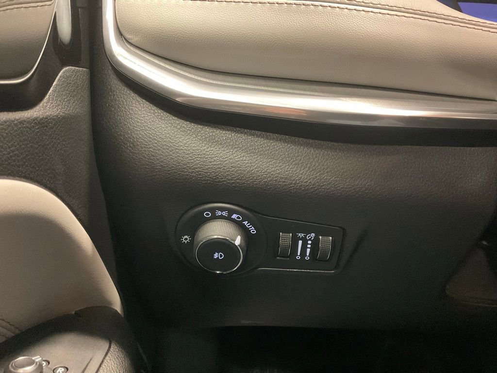 Used 2024 Jeep Compass Limited image 15