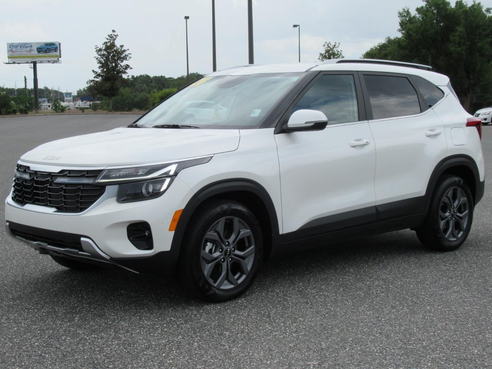 Used 2024 Kia Seltos S FWD image 3