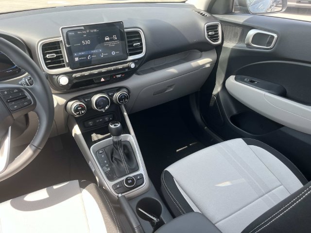 New 2026 Hyundai Venue SEL FWD image 14