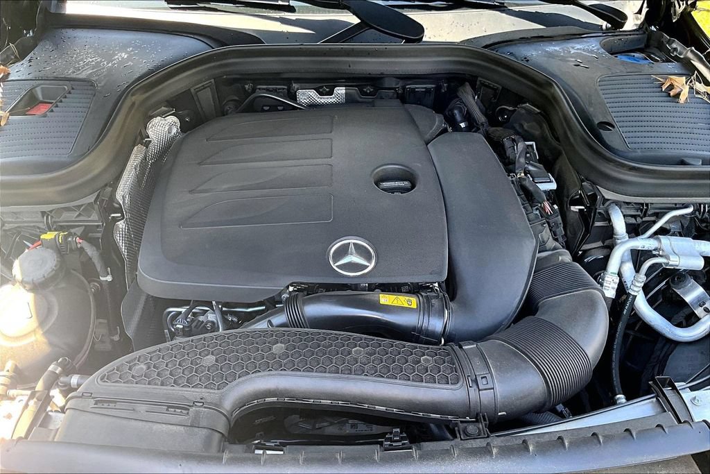 Certified 2022 Mercedes-Benz GLC 300 4MATIC image 9