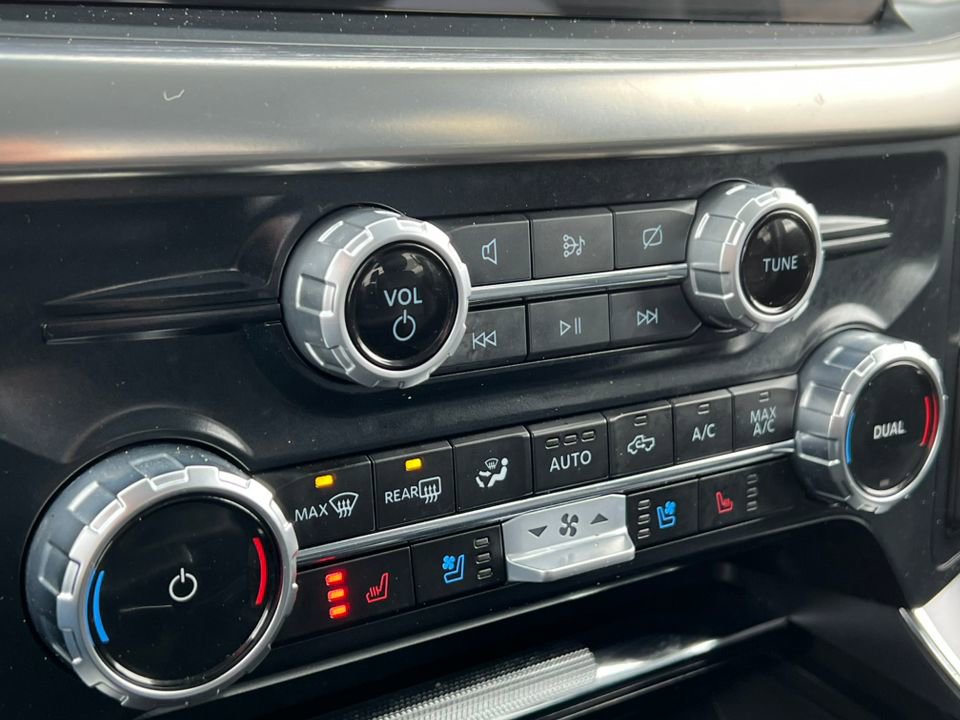 Certified 2023 Ford F150 Lariat w/ Equipment Group 502A High image 28