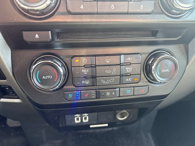 Used 2018 Ford F150 Lariat w/ Trailer Tow Package AWD/4WD image 23