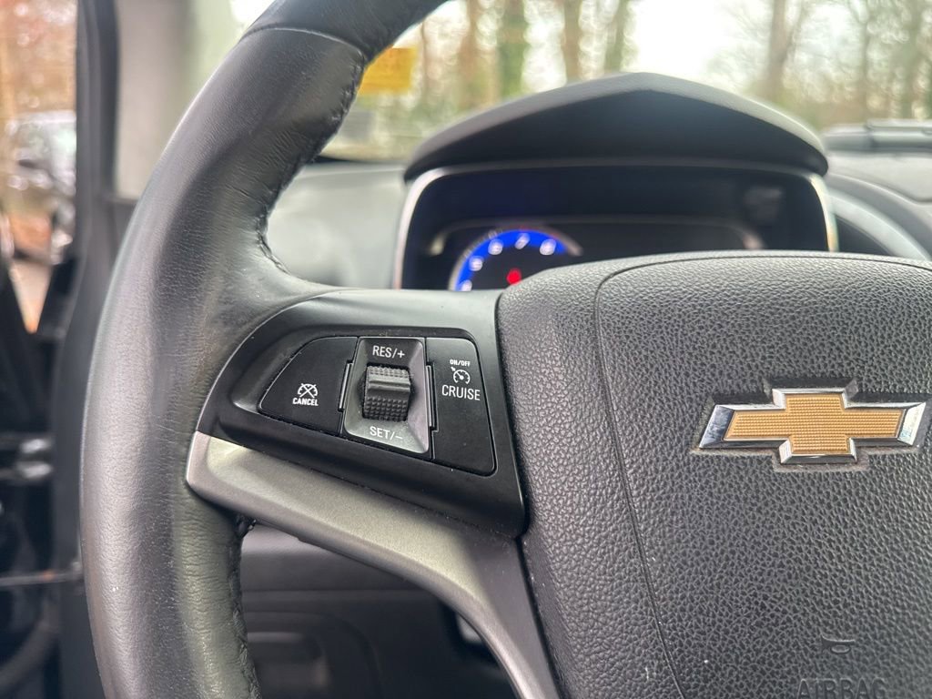 Used 2016 Chevrolet Trax LT w/ LT Sun and Sound Package image 22