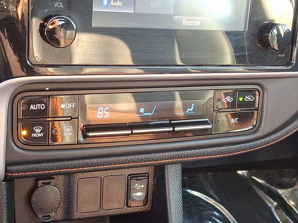 Used 2019 Toyota Corolla SE image 17
