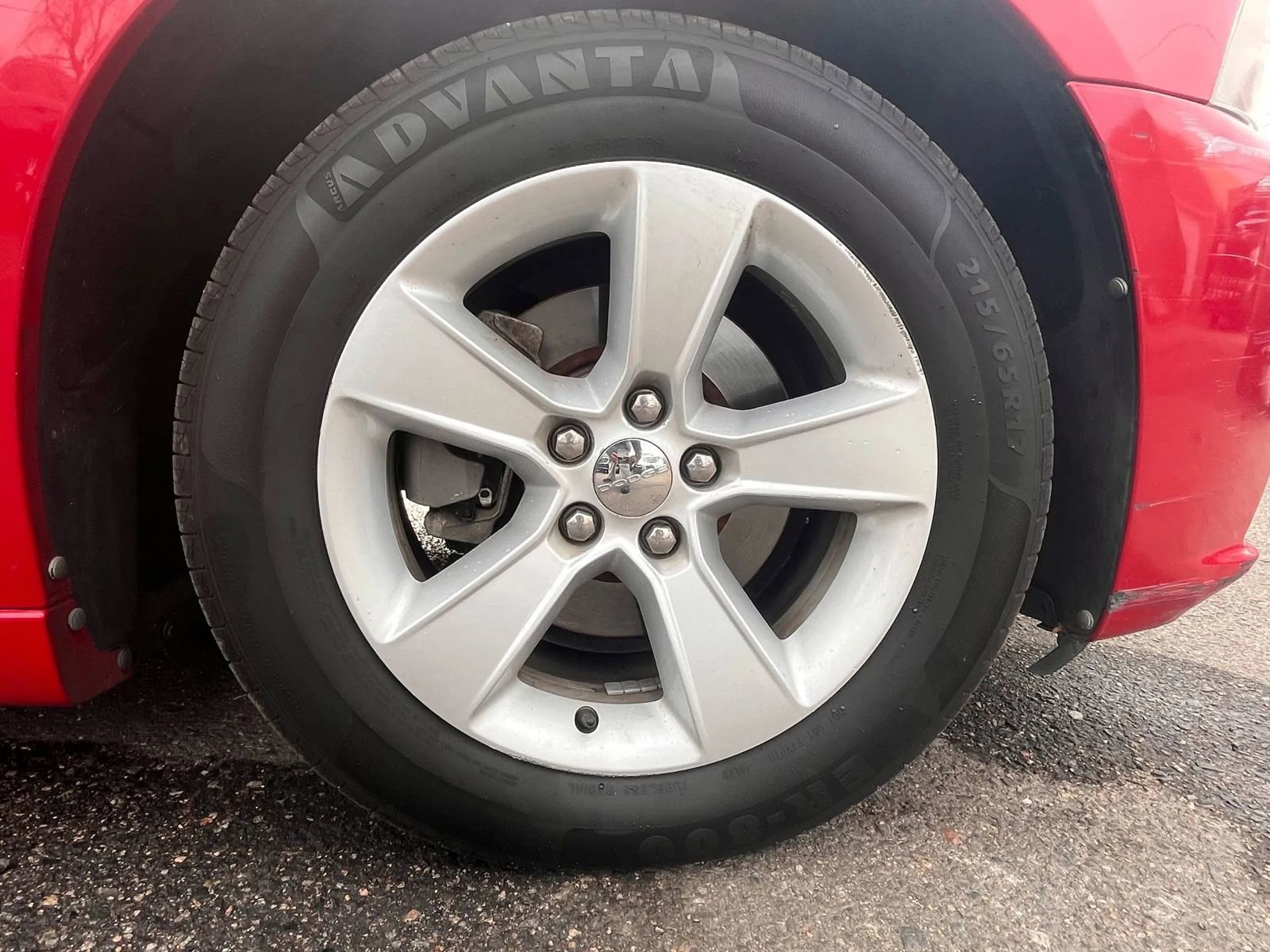 Used 2013 Dodge Charger SXT image 21