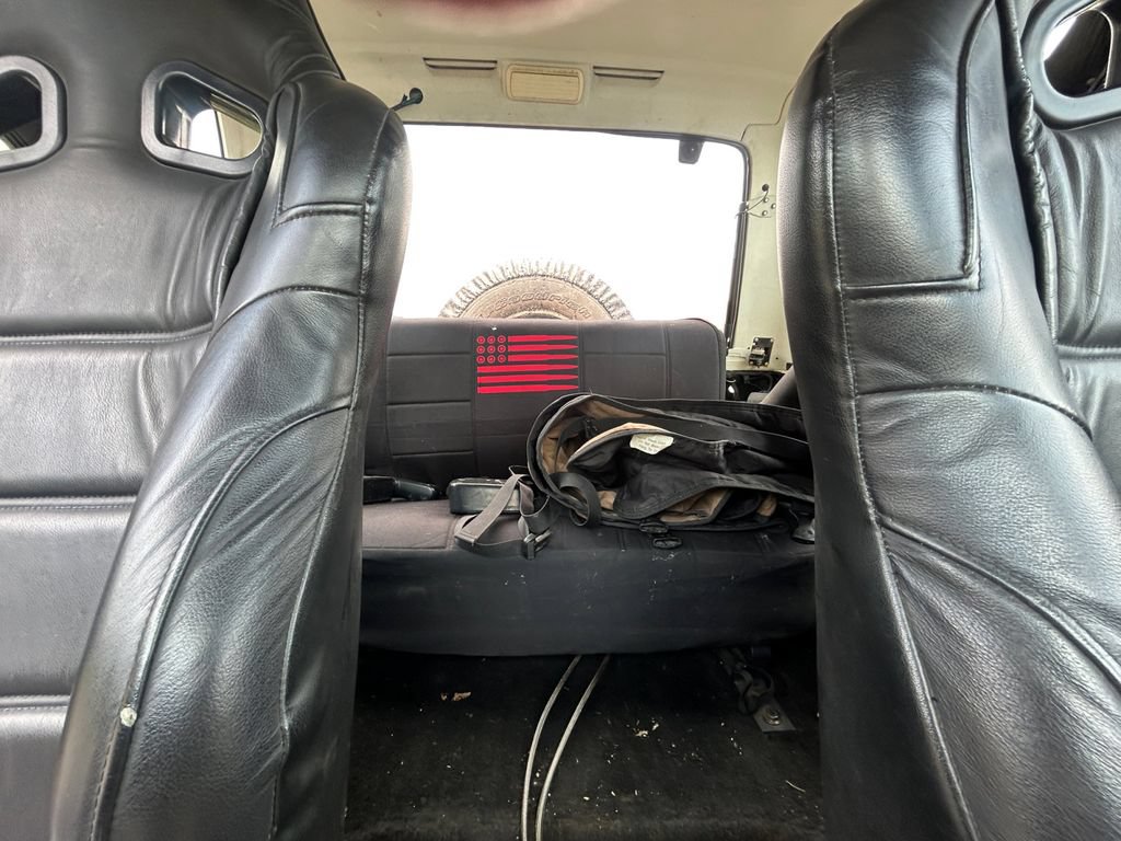 Used 1989 Jeep Wrangler Sahara AWD/4WD image 18