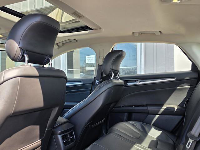 Used 2013 Ford Fusion Titanium FWD image 17