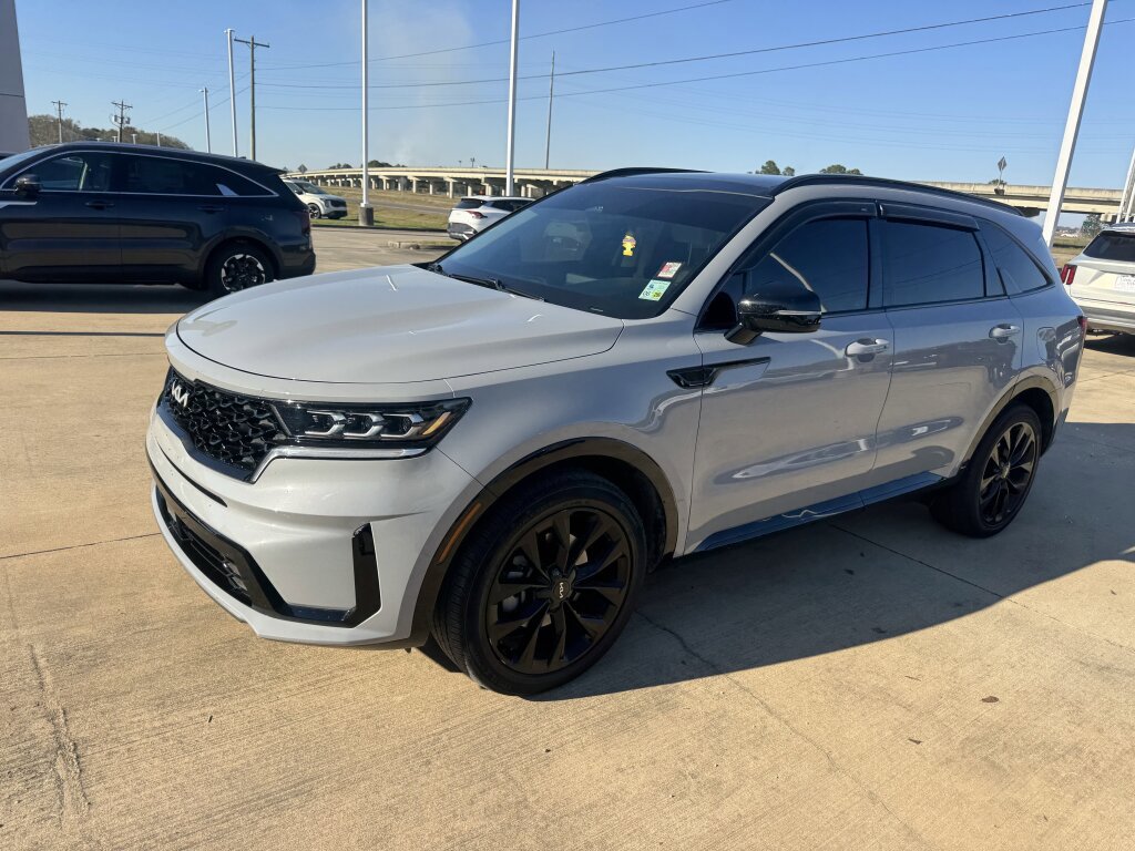 Used 2022 Kia Sorento SX image 3