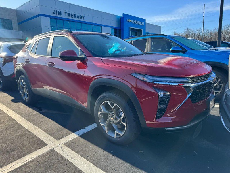 New 2026 Chevrolet Trax LT image 2