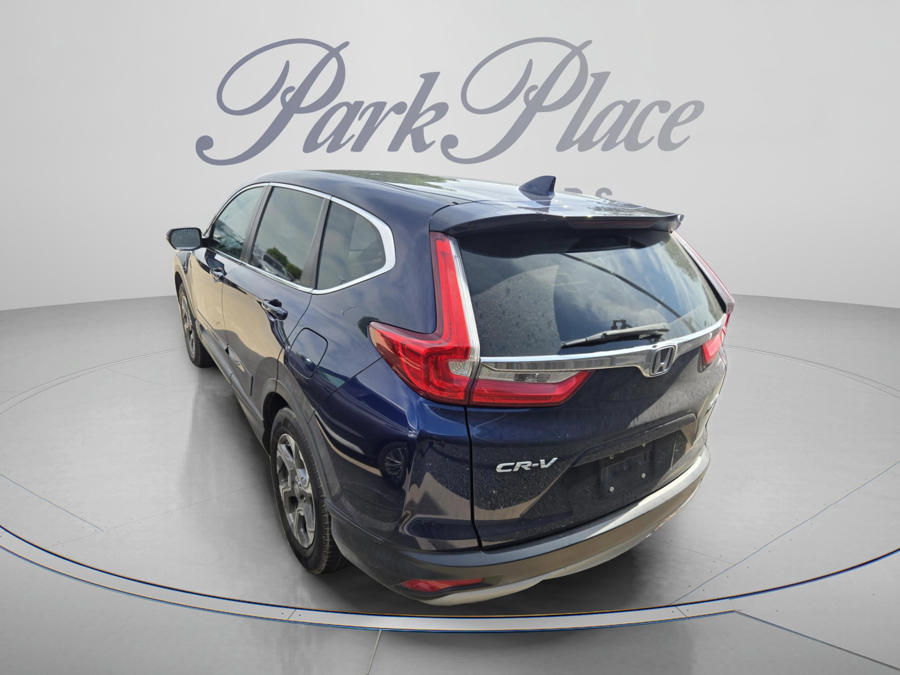 Used 2017 Honda CR-V EX image 2