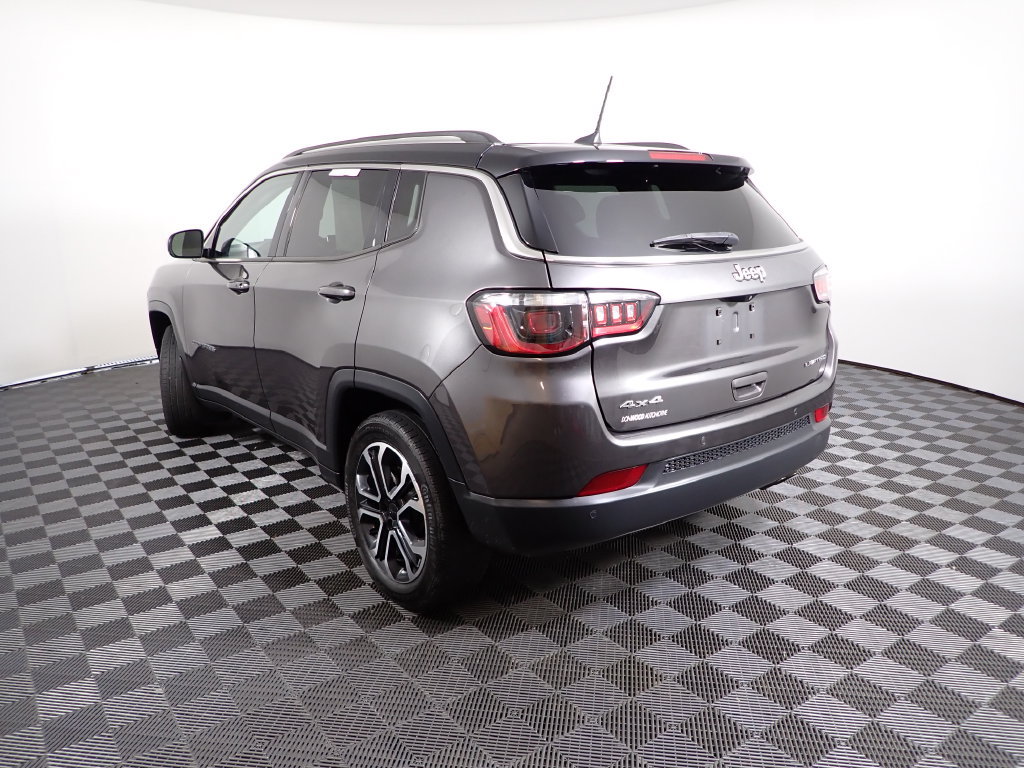 Used 2022 Jeep Compass Limited AWD/4WD image 11