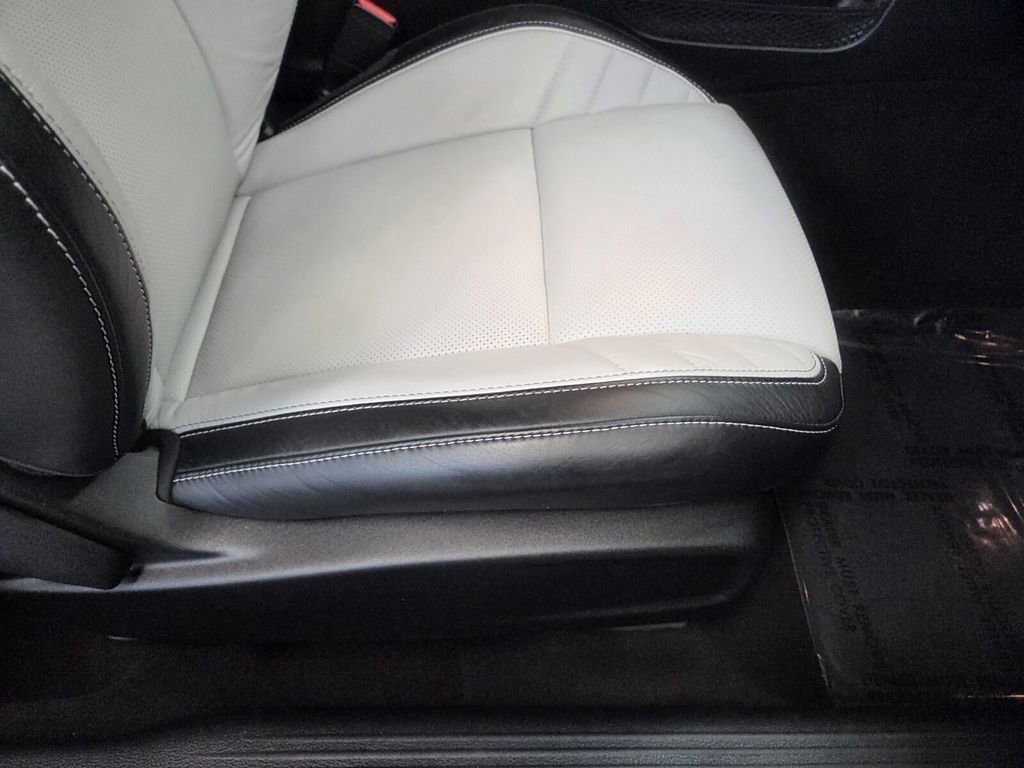 Used 2023 Dodge Challenger SRT Hellcat RWD image 31