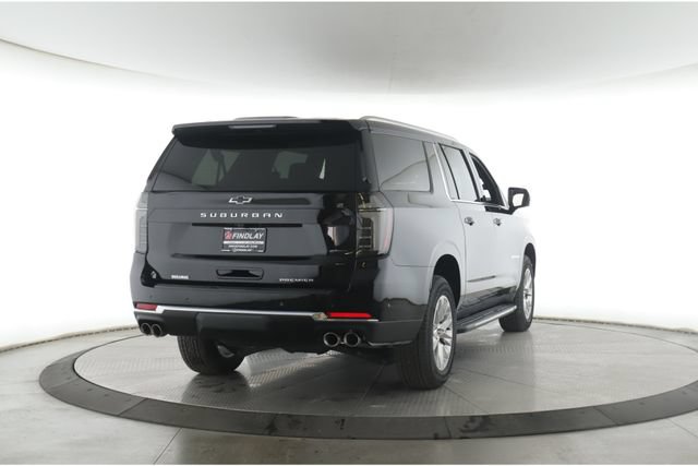 Used 2026 Chevrolet Suburban Premier w/ Sun And Tow Package AWD/4WD image 7