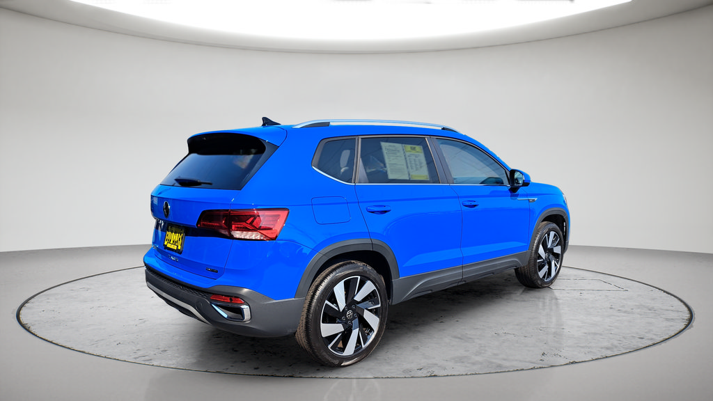 Used 2024 Volkswagen Taos SEL AWD/4WD image 17