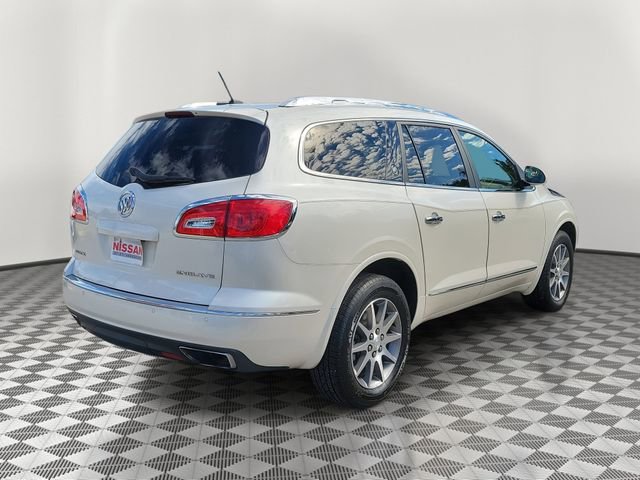 Used 2013 Buick Enclave Leather image 2