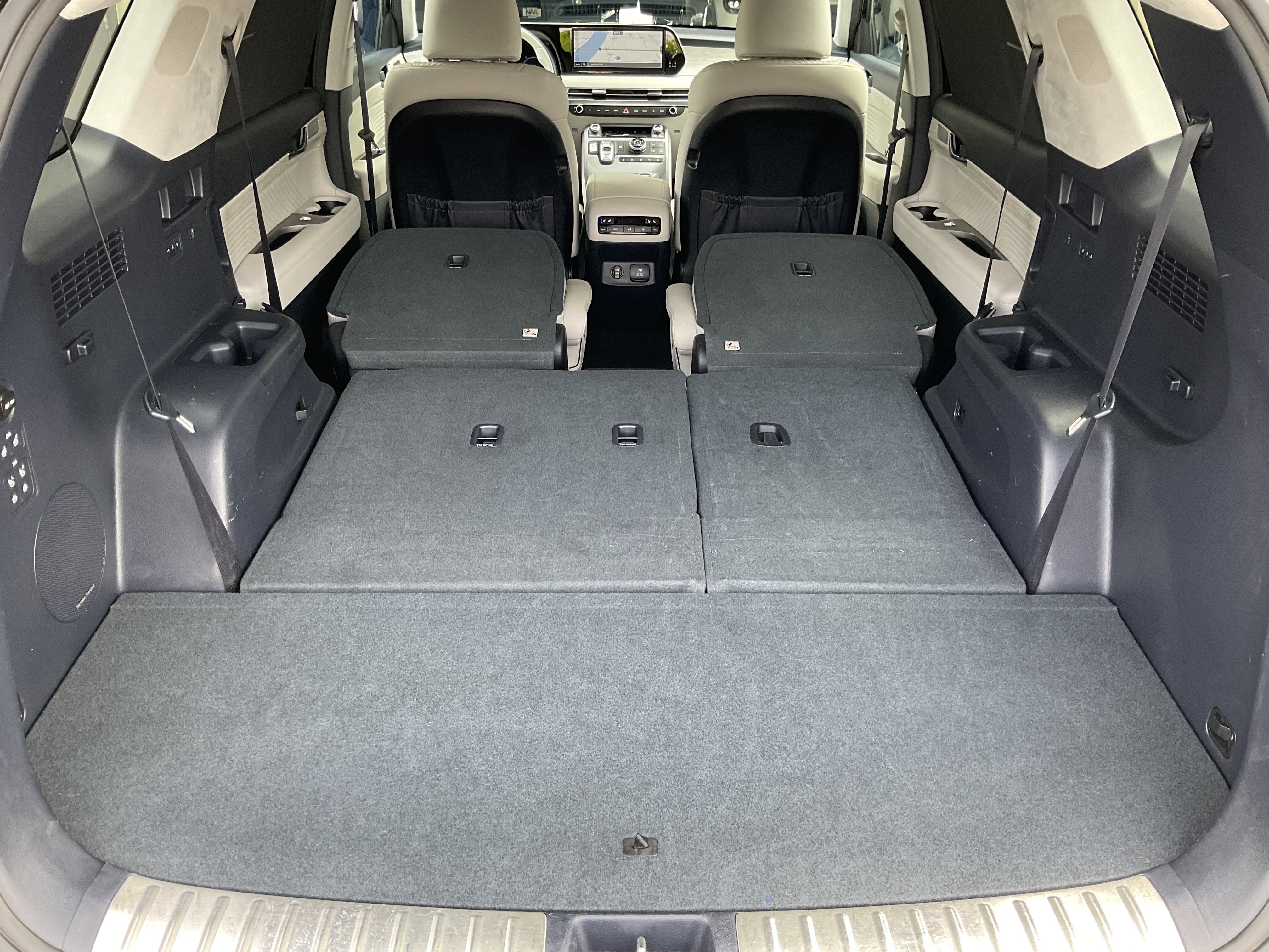 Used 2024 Hyundai Palisade Calligraphy image 57