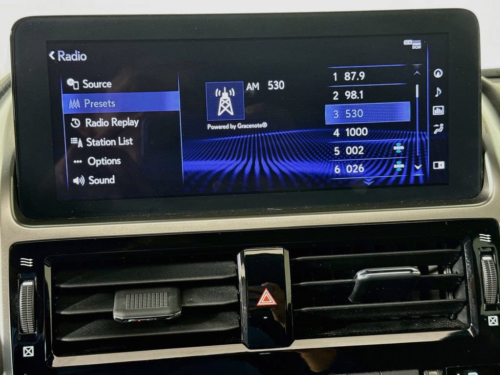 Certified 2022 Lexus GX 460 Premium w/ Premium Plus Package AWD/4WD image 15